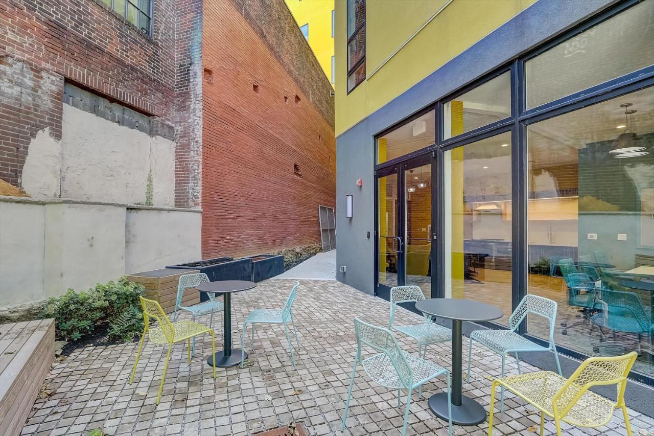 Апартаменти Frontdesk The Glenwood Apts Brewerytown Філадельфія Екстер'єр фото
